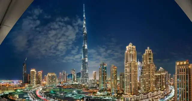 Dubai - Money - No Refugees