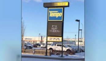 Trudeau NDP Tempo Sign Spruce Grove - Photo